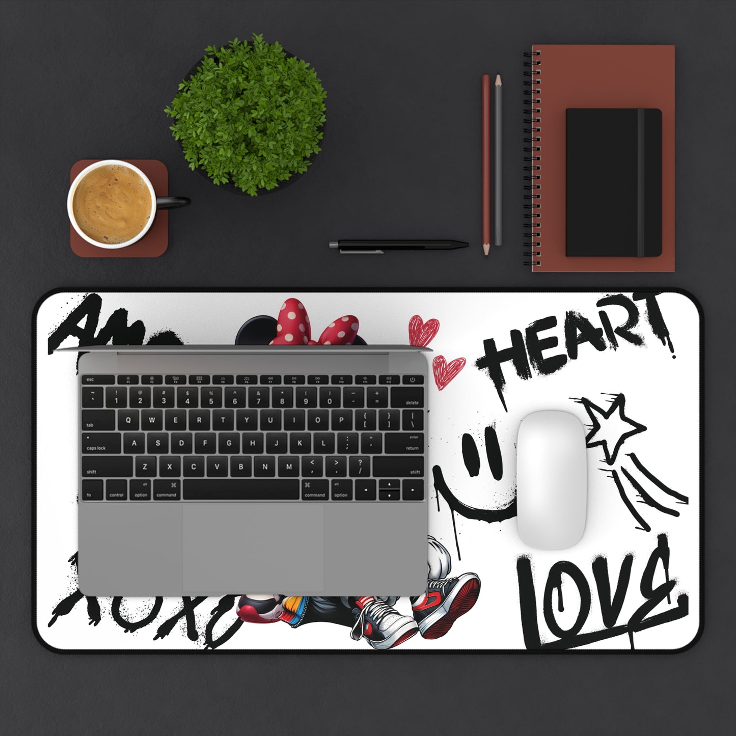 Mickey & Minnie Love Desk Mat